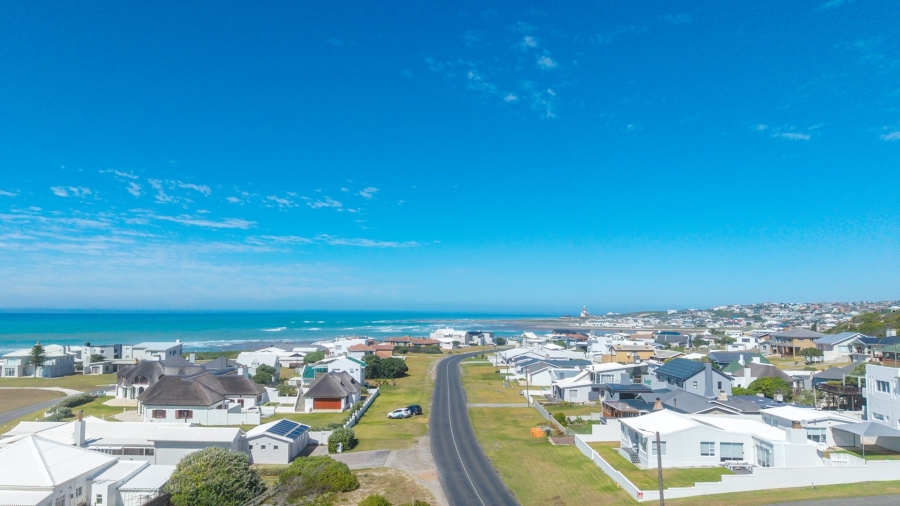6 Bedroom Property for Sale in Agulhas Western Cape